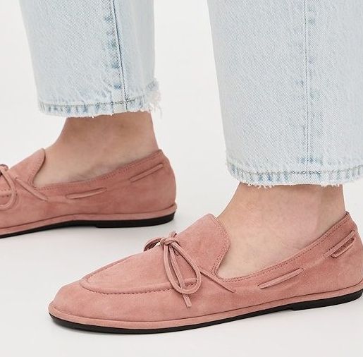 温柔有质感✨Tory Burch｜麂皮乐福船鞋「限时40% Off」