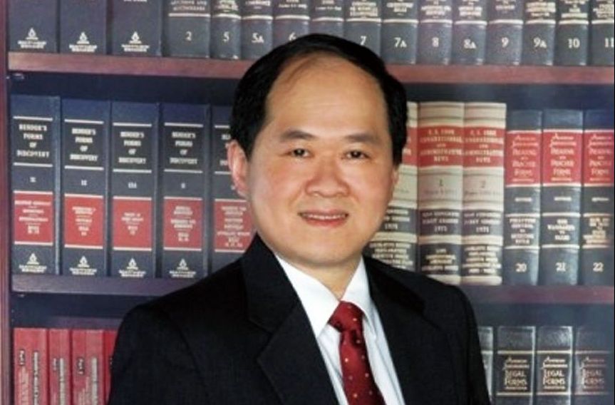 方见尧律师照片.jpg