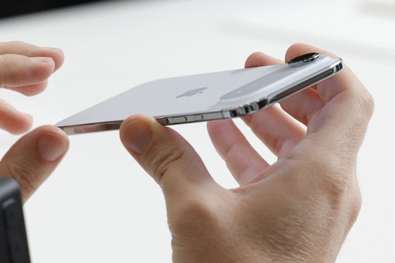 8995446-thumbnail.jpg