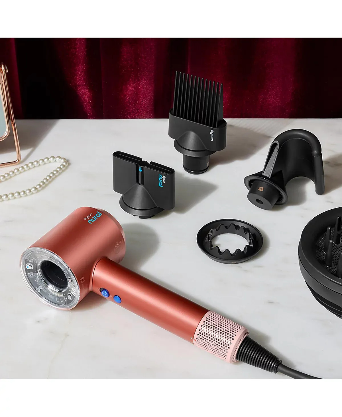 【折后$349.99 包邮】Dyson 限量酒心草莓巧克力色智能吹风机