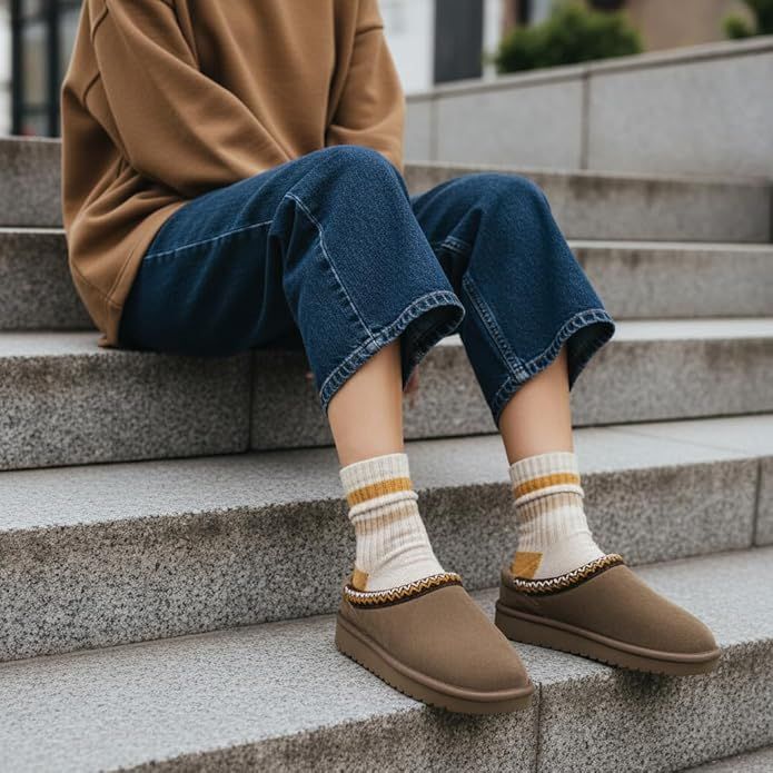 【折后仅$47.49】CUSHIONAIRE Keto 女士麂皮记忆棉毛拖鞋