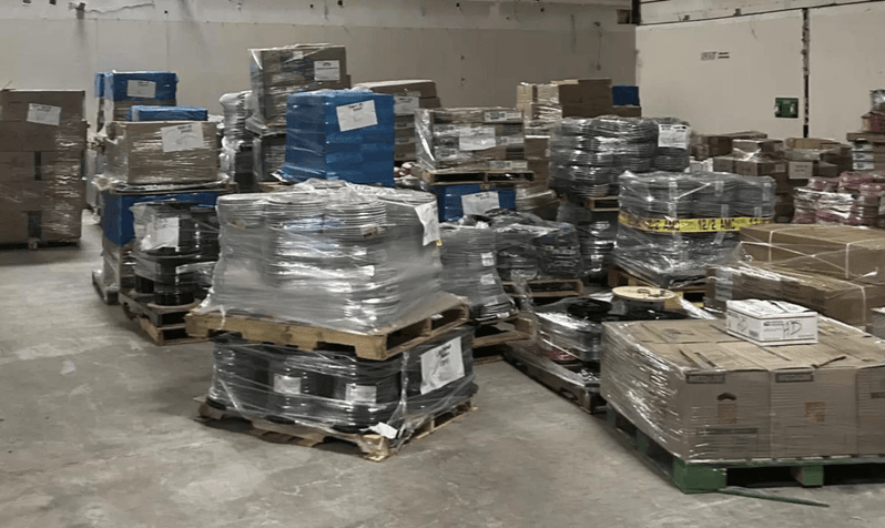 8968164-thumbnail.jpg